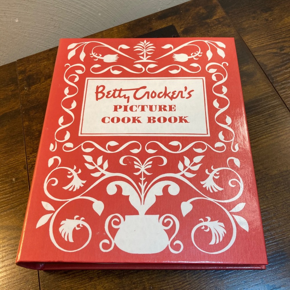 Betty Crocker's Picture Cook Book 1950 Facsimile Edition 5-Ring Binder Red Cover